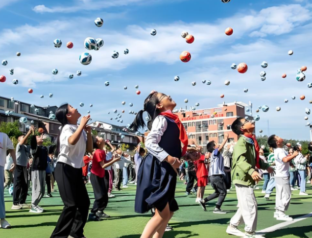 教育是社会的根底而入学公正是整个教育链条起点上的公正 教育是社会的根底而入学公正是整个教育链条起点上的公正